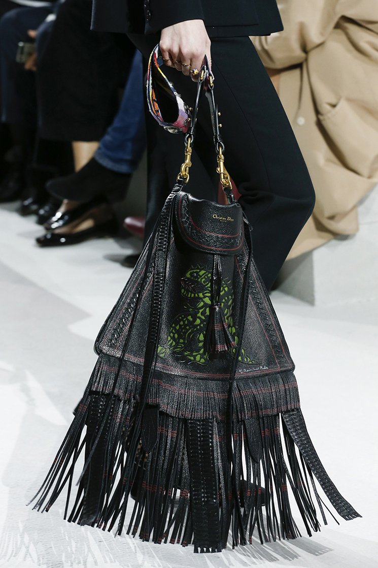 Dior-Spring-Summer-2018-Runway-Bag-Collection-9