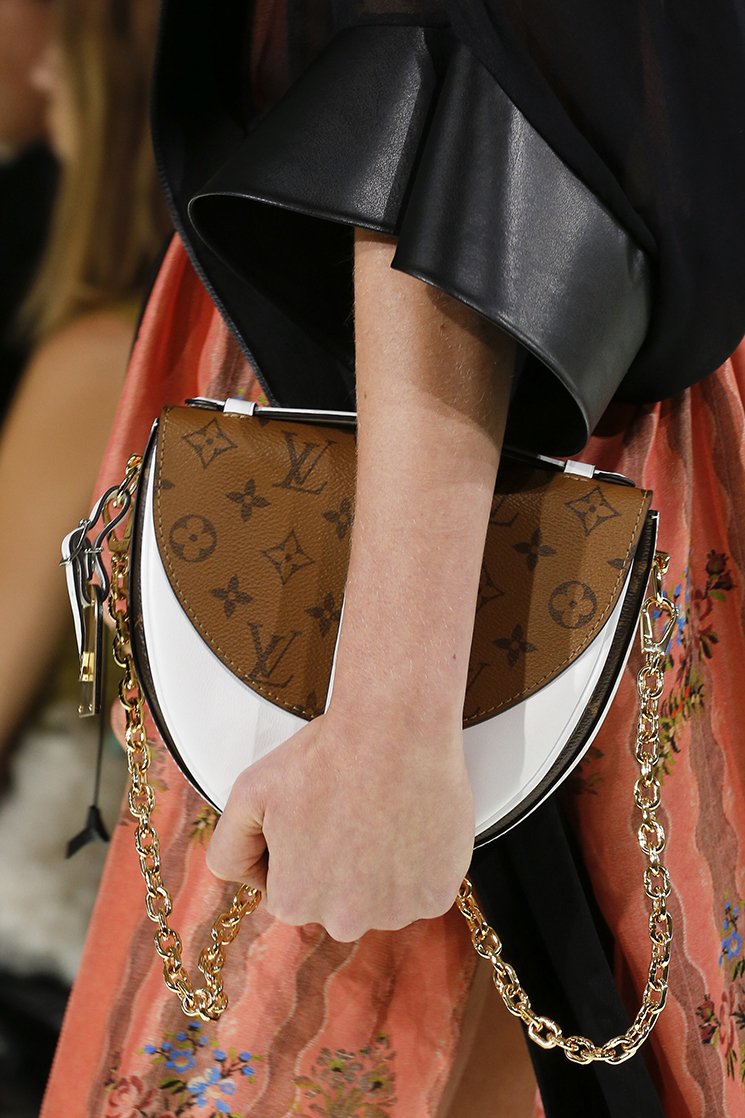 Louis-Vuitton-Spring-Summer-2018-Runway-Bag-Collection-21