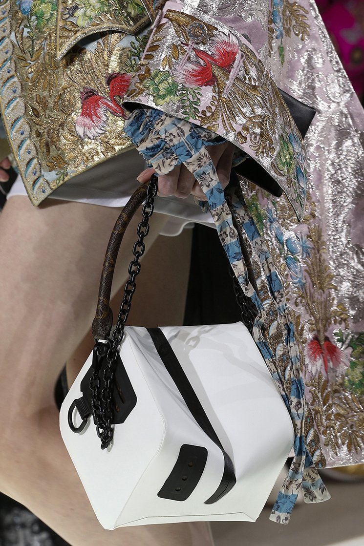 Louis-Vuitton-Spring-Summer-2018-Runway-Bag-Collection-3