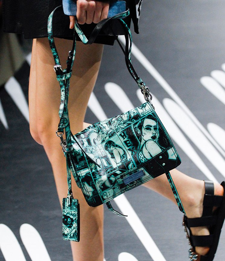 Prada-Spring-Summer-2018-Runway-Bag-Collection-34