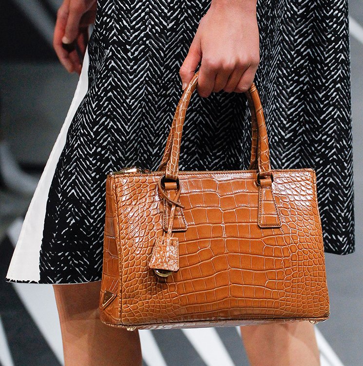 Prada-Spring-Summer-2018-Runway-Bag-Collection-48