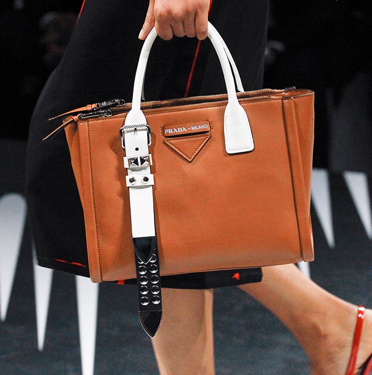 Prada-Spring-Summer-2018-Runway-Bag-Collection-9