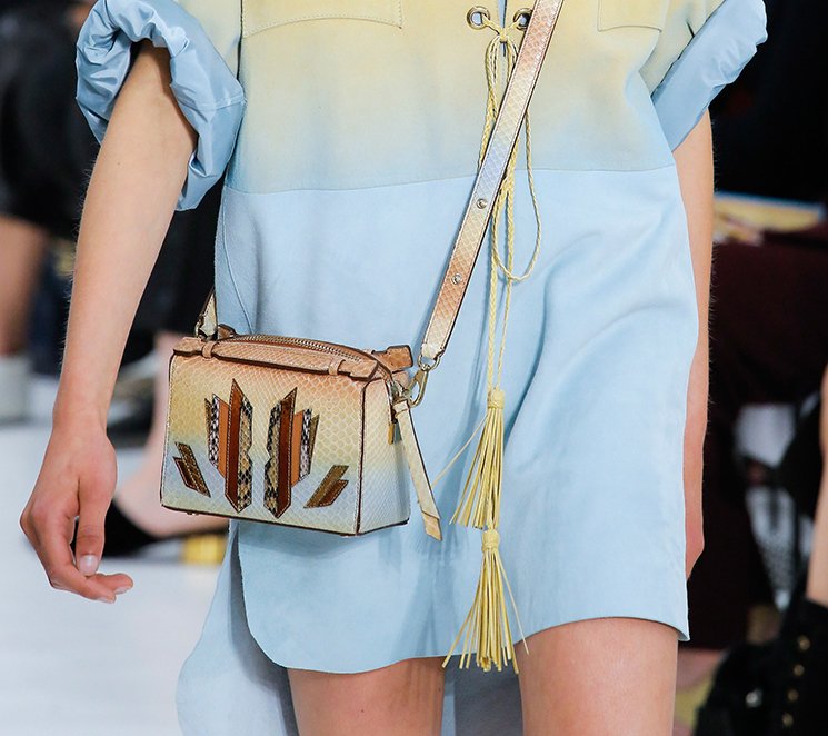 Tods-Spring-Summer-2018-Runway-Bag-Collection-20