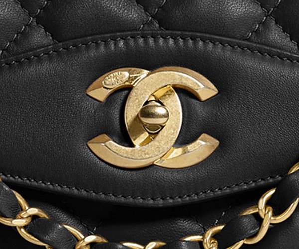 Chanel-Coco-Vintage-Flap-Bag-11