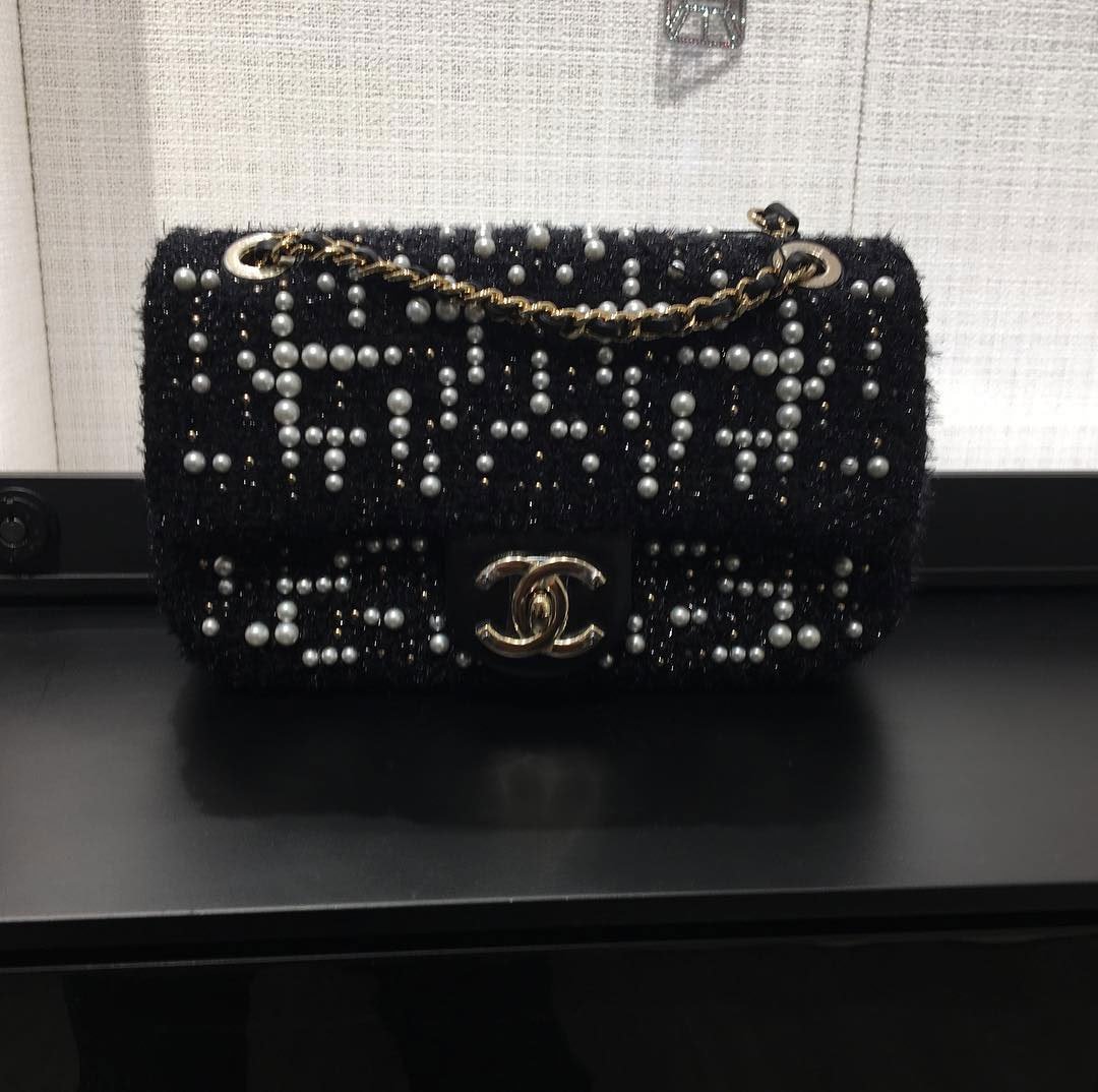 Chanel-Tweed-Cosmos-Pearl-Flap-Bag-5