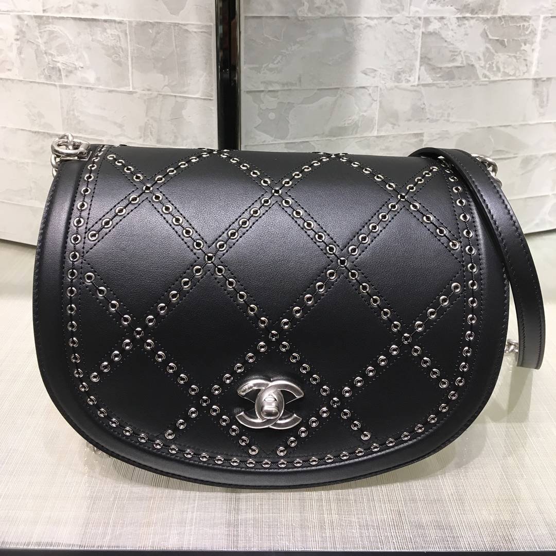 Chanel-Coco-Eyelets-Round-Flap-Bag-7