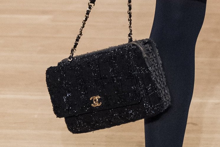 Chanel-Metiers-D_Art-2018-Runway-Bag-Collection-42