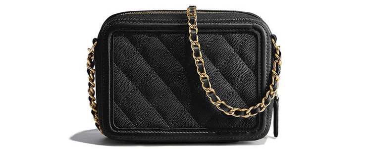 Chanel-CC-Filigree-Vanity-Clutch-With-Chain-4