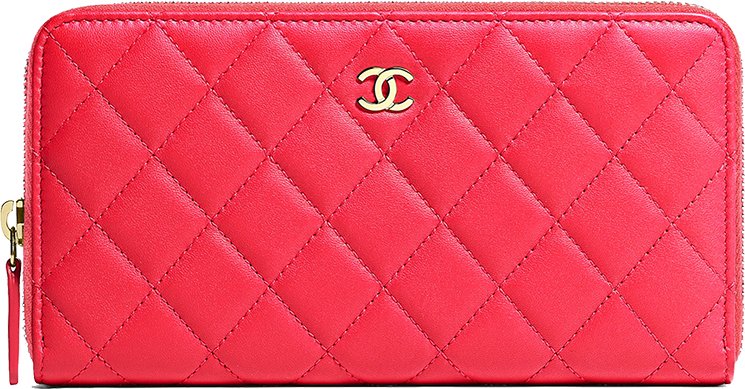 Chanel-Medium-vs-Small-Classic-Zip-Around-Wallets