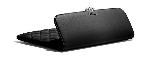 Chanel-Urban-Companion-O-Cases-4