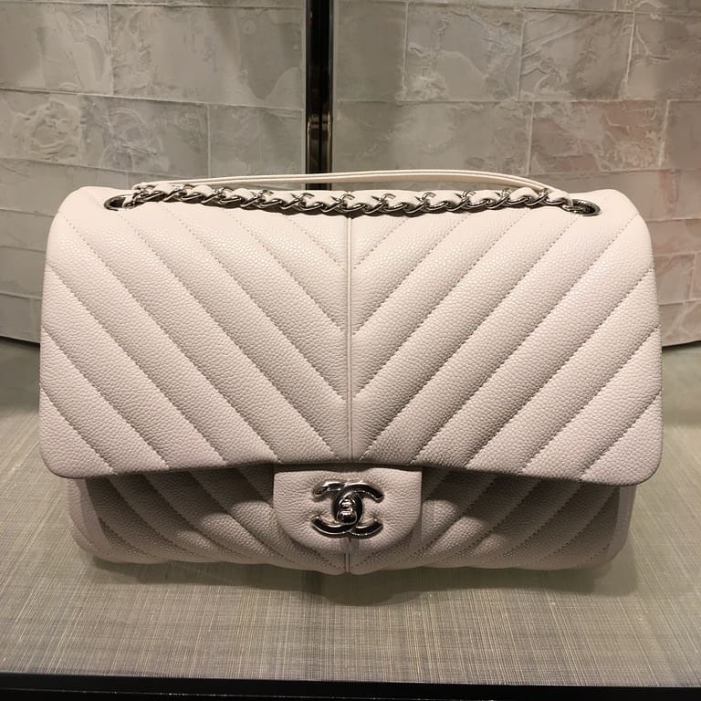 Chanel-puffy-bag-white