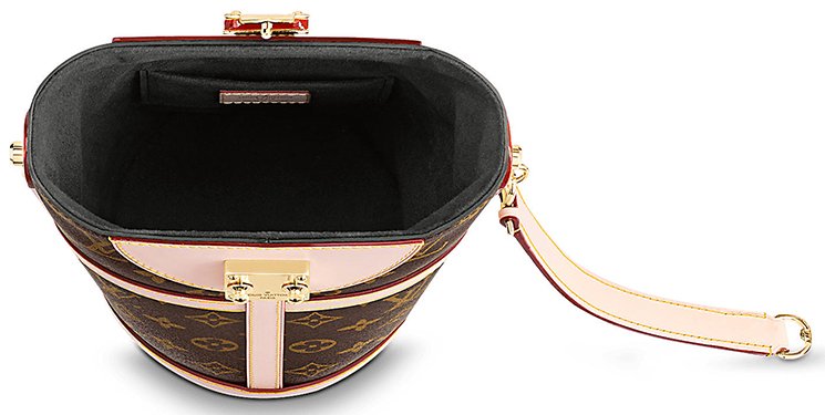 Louis-Vuitton-Classic-Duffle-Bag-4