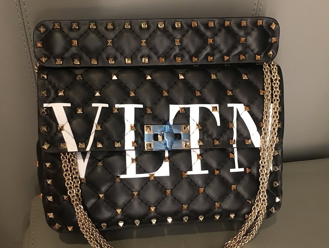 Valentino-VLTN-Rockstud-Spike-Bag-4