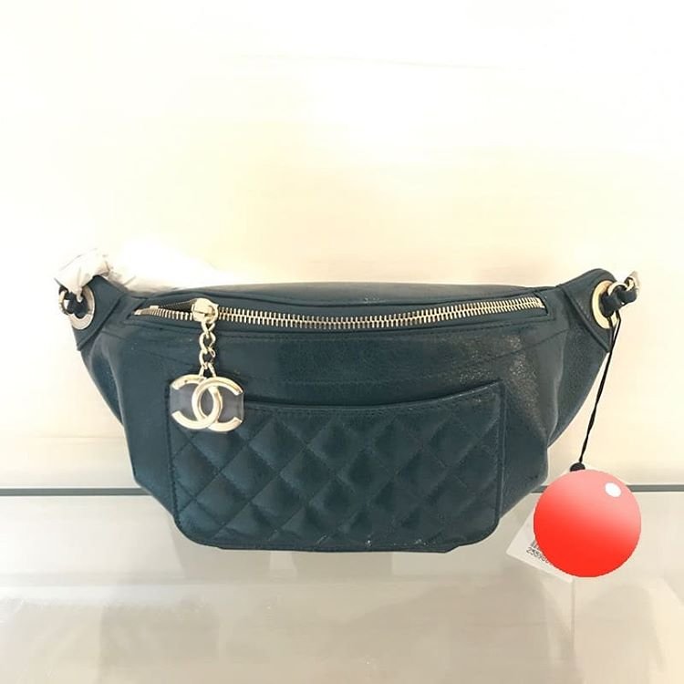 Chanel-Bi-Classic-Waist-Bag-8