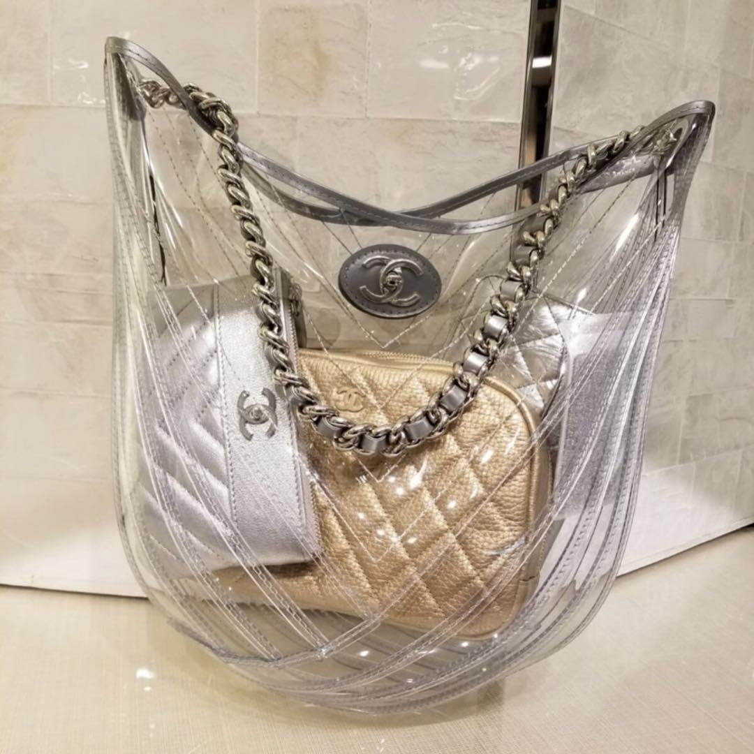 Chanel-Droplet-Hobo-Bag-5