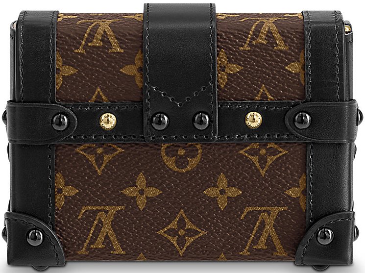 Louis-Vuitton-Essential-Trunk-Bag-5