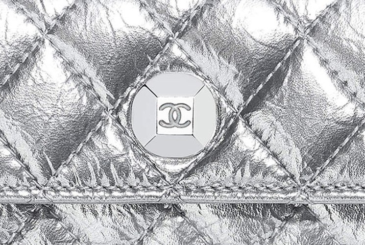 Chanel-Diamond-Coin-Purse-And-Card-Holder-3