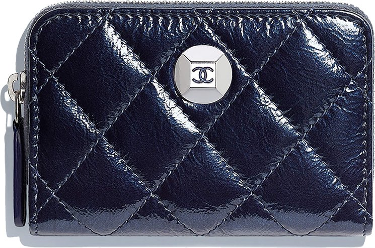 Chanel-Diamond-Coin-Purse-And-Card-Holder