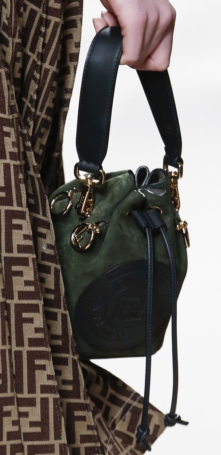 Fendi-Fall-Winter-2018-Bag-Collection-28