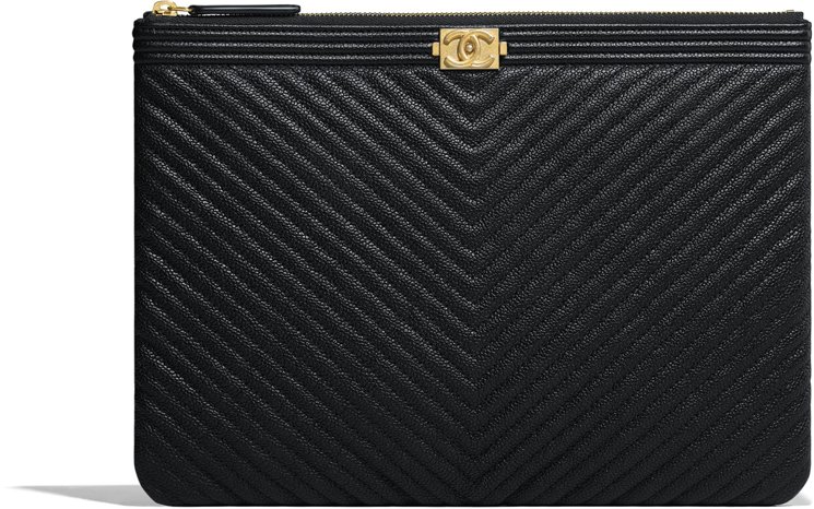 chanel-chevron-boy-classic-o-case