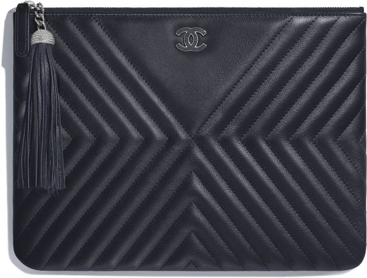 chanel-diagonal-chevron-o-case