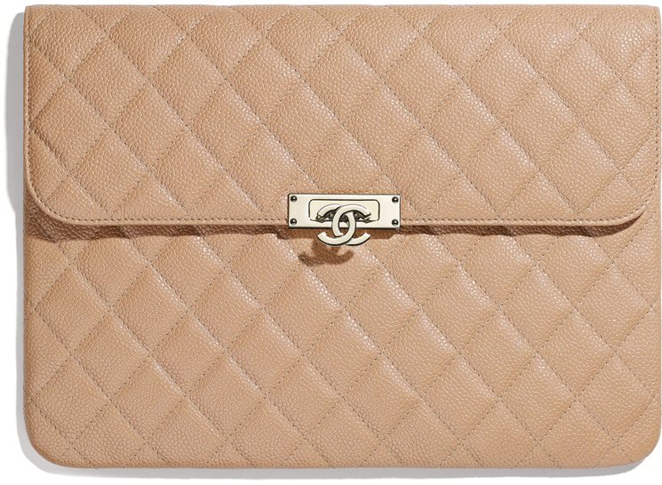 chanel-golden-class-cc-o-case