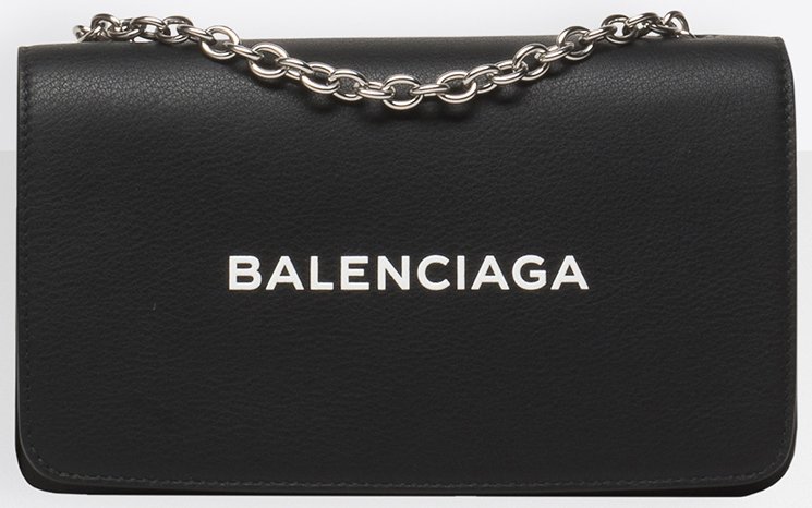 Balenciaga-Everyday-Chain-Wallet-Bag-6