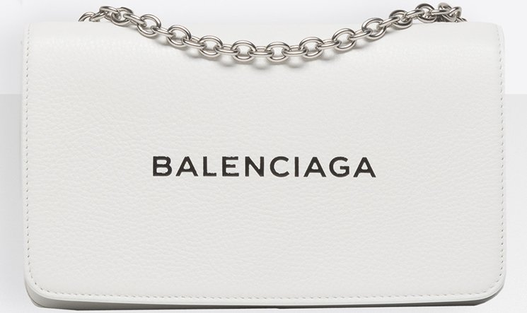 Balenciaga-Everyday-Chain-Wallet-Bag