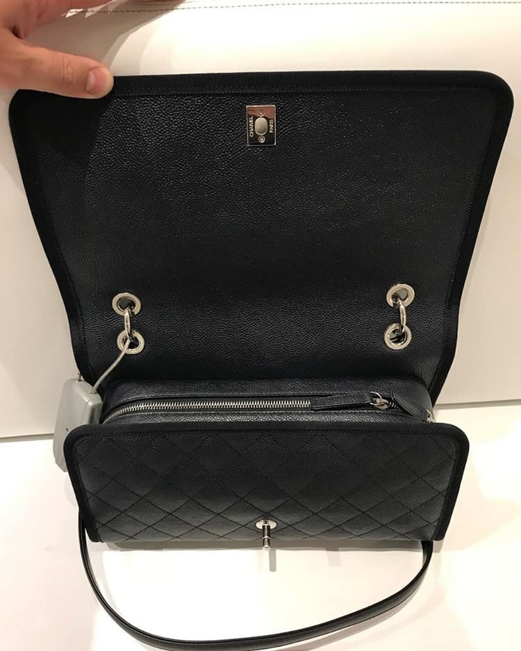 Chanel-Bi-Color-Top-Handle-Flap-Bag-7