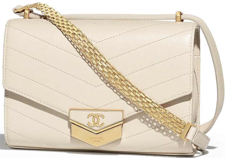 Chanel-Chevron-Medal-Flap-Bag-7