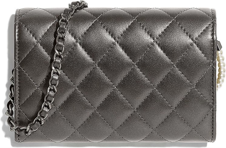 Chanel-Pearl-Classic-Clutch-With-Chain-2