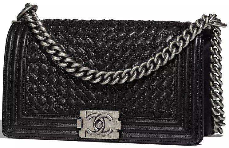 Chanel-Pre-Fall-2018-Bag Collection-53