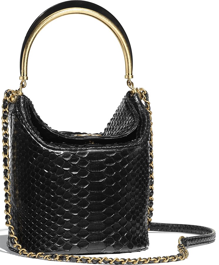 Chanel-Handle-With-Chic-Bag-5