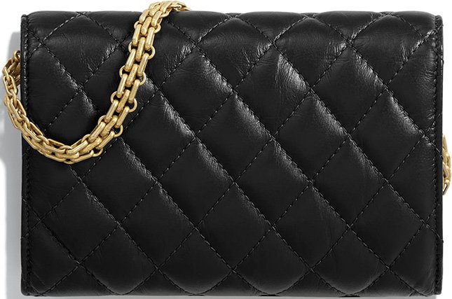 Chanel Reissue 2.55 Clutch With Chain 2