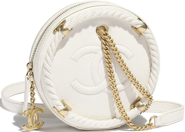 Chanel En Vogue Small Round Bag