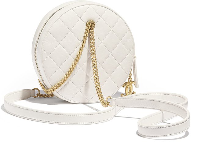 Chanel En Vogue Round Bag