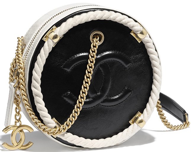 Chanel En Vogue Round Bag