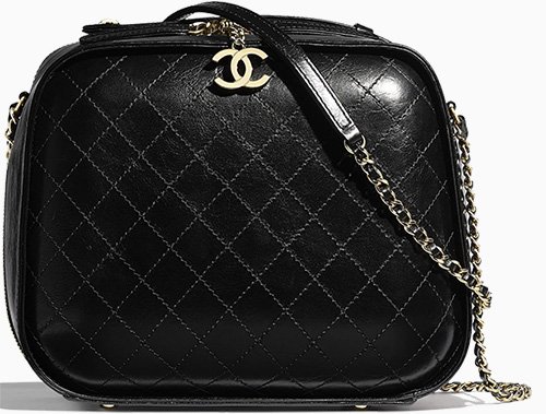 Chanel Crumpled Calfskin Vanity Case thumb