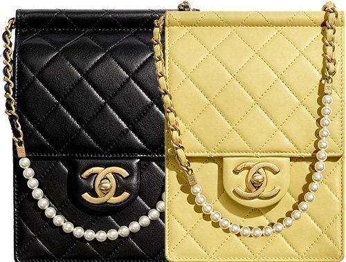 Chanel Classic Vertical Pearl Chain Mini Clutch thumb