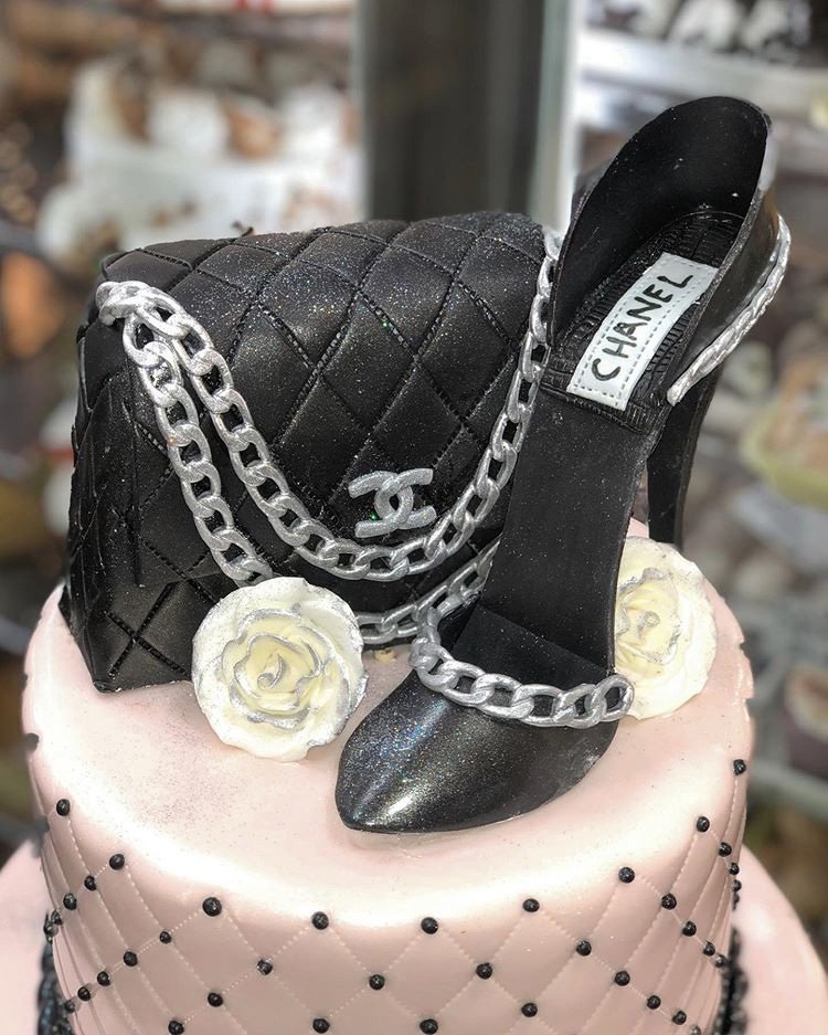 Most Delicious Chanel Purse Cakes And How To Make it