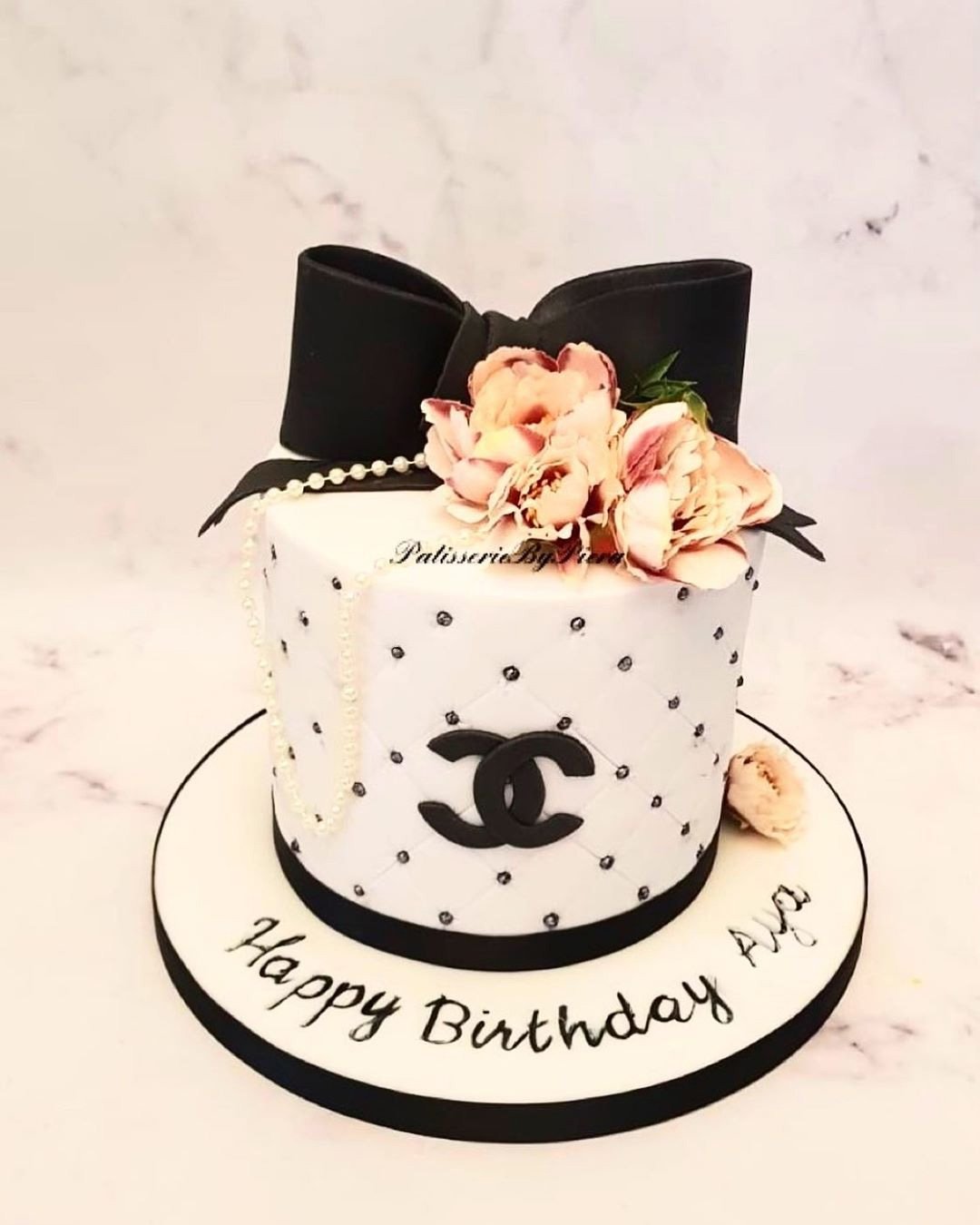 Most Delicious Chanel Purse Cakes And How To Make it