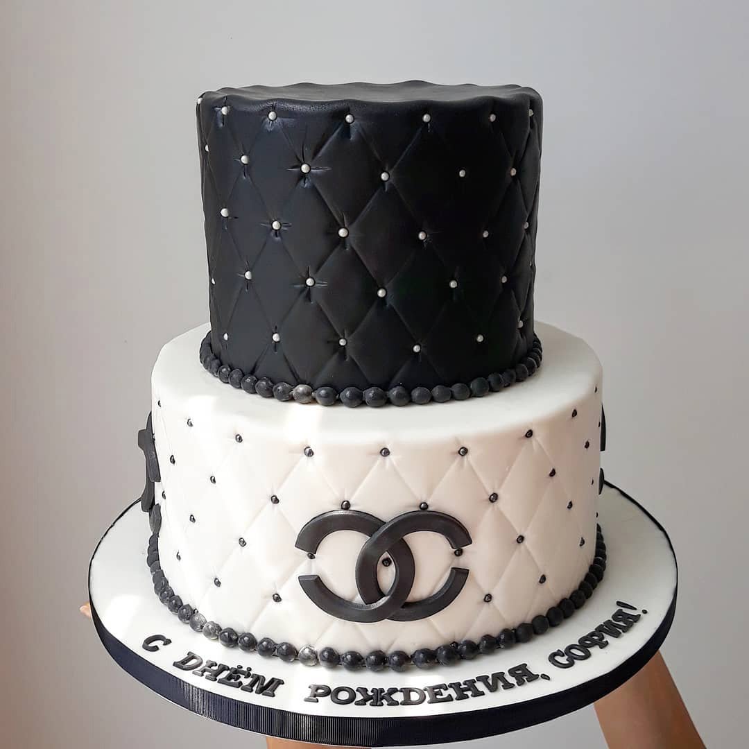 Most Delicious Chanel Purse Cakes And How To Make it