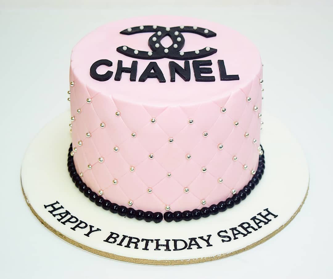 Most Delicious Chanel Purse Cakes And How To Make it