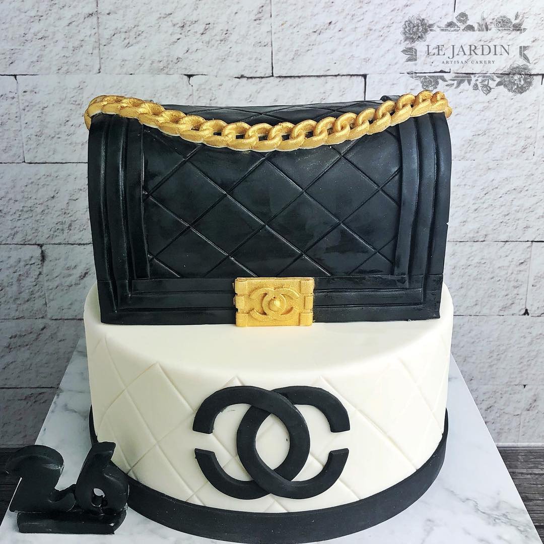 Most Delicious Chanel Purse Cakes And How To Make it