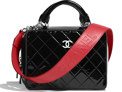 Chanel Patent Vanity Case With Large Logo Strap thumb