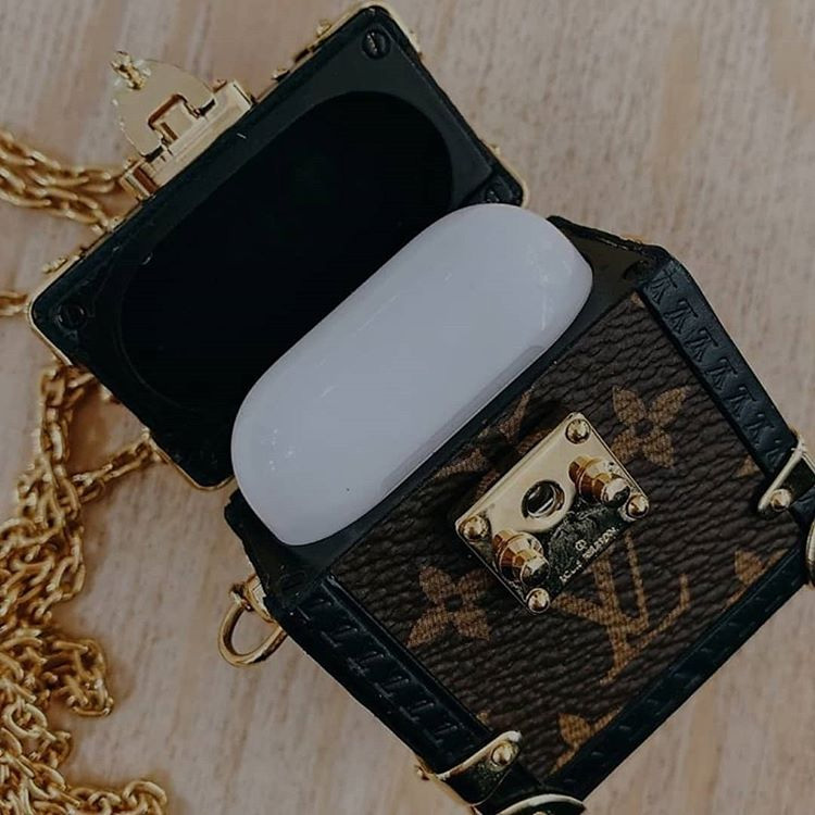 Louis Vuitton Petite Malle Airpods Case