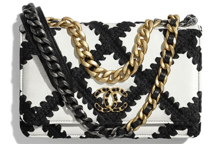 Chanel Large Stitch Wallet On Chain thumb