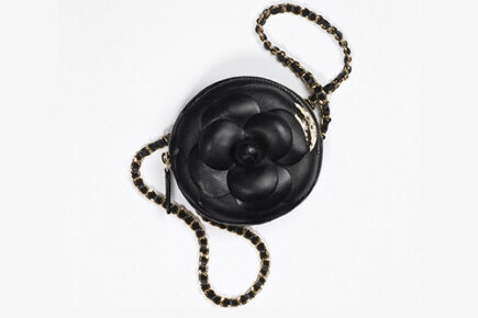 Chanel Camellia Clutch With Chain thumb