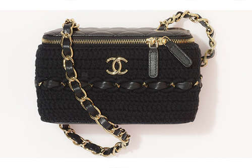 Chanel Crochet Vanity Case thumb